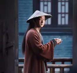 他曾给鹿晗伴舞,后参加偶练被淘汰,28岁出演陈情令走红