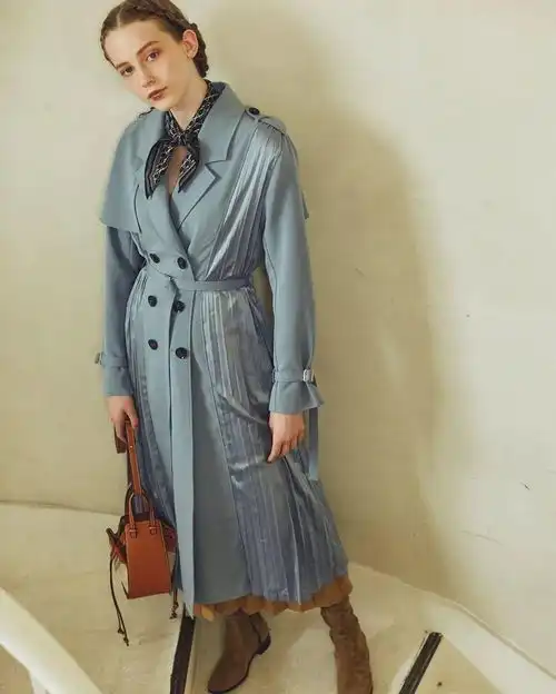 风衣,今年流行这几种颜色