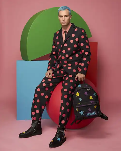 moschino2021早春男装系列正式发布