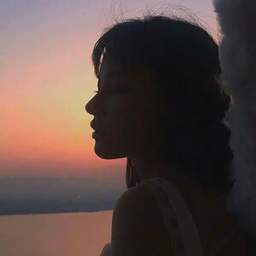 情侣头像我怎么不为你着迷