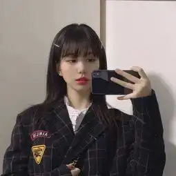 治愈系女生头像干净陈奕