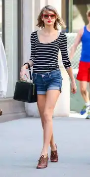 以前的条纹都白穿了,这才是穿条纹的正确姿势