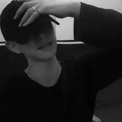 黑白男头像高冷真人孤独男生黑白丧系头像