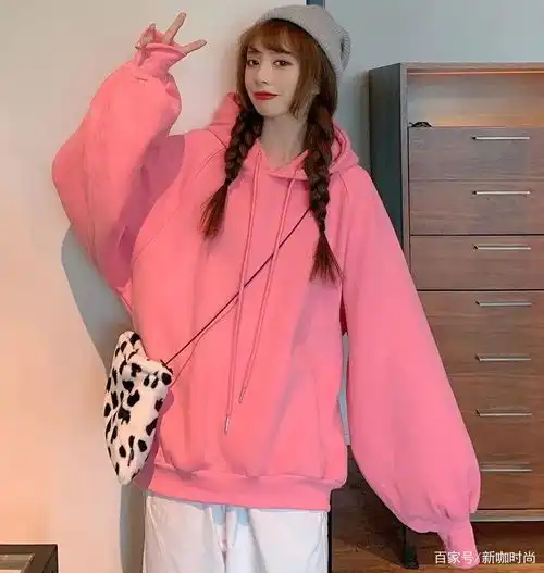 原谅绿也能穿出高级感唐艺昕教你如何驾驭翻车色系