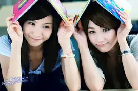 哇双胞胎姐妹红色系,黄色系