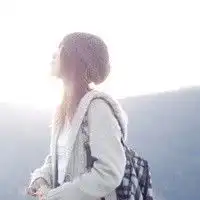 哪位大师设计一下这个图片的情侣图片