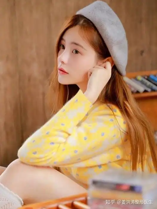 脸上有很多小细纹是怎么回事教你快速消除干净的方法