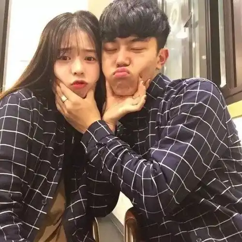 那些扬言要陪你走一生的人,老是迷路情侣头像系列