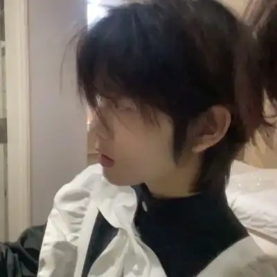 ins高冷文艺范男头我在人间贩卖男生头像我要个性网