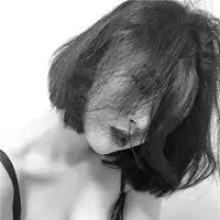 白色系女生头像霸气高冷