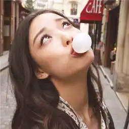 关于倪妮的可爱搞怪头像2018抱一抱就当从没在一起