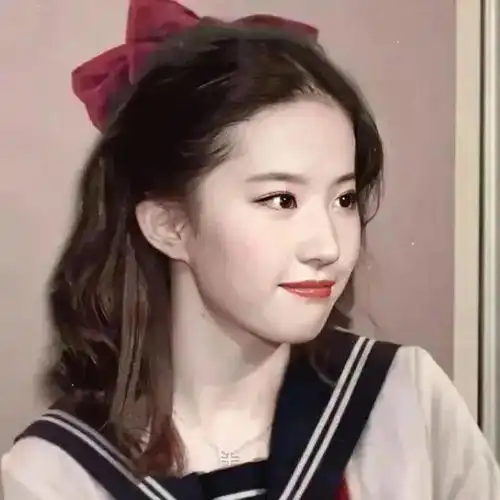 刘亦菲和杨超越,都是仙气十足美少女啊