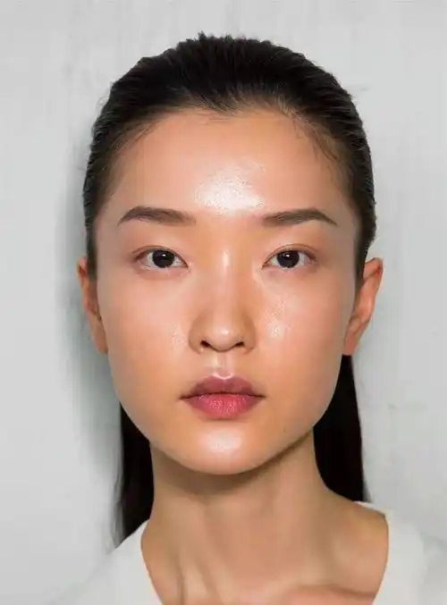 比起高级脸豪门脸,氛围美女才是真绝了