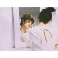 qq头像白边女小清新