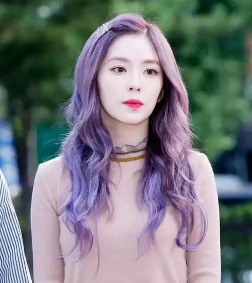 慵懒系头像女动漫慵懒