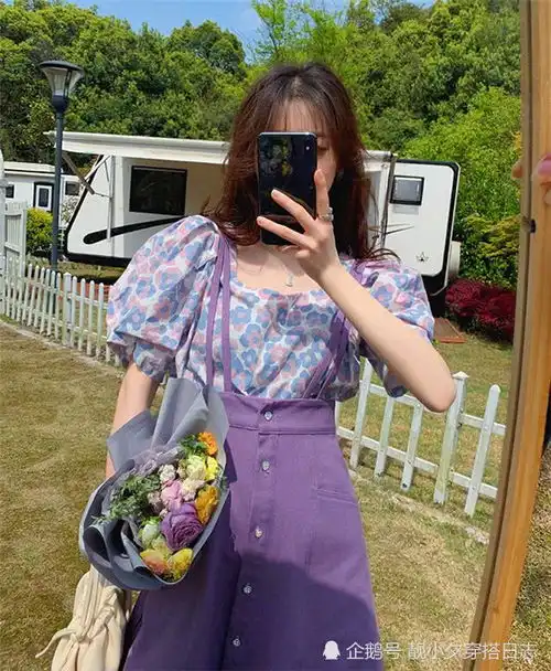 春季小个子穿搭示范,时尚减龄的韩系女生搭配,简约舒适又显气质