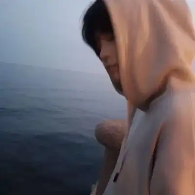 ins头像即使现在生活的地方不是自己喜欢的