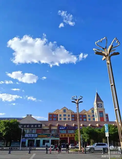 其他关于夏天的风景都不及这一刻金昌的蓝天白云凤凰网甘肃凤凰网