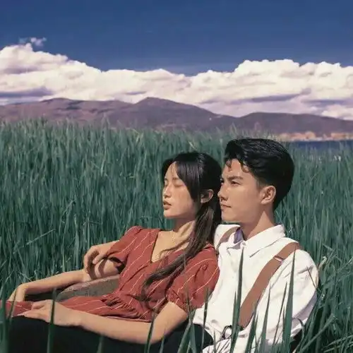 黑系头像情侣不明显救赎