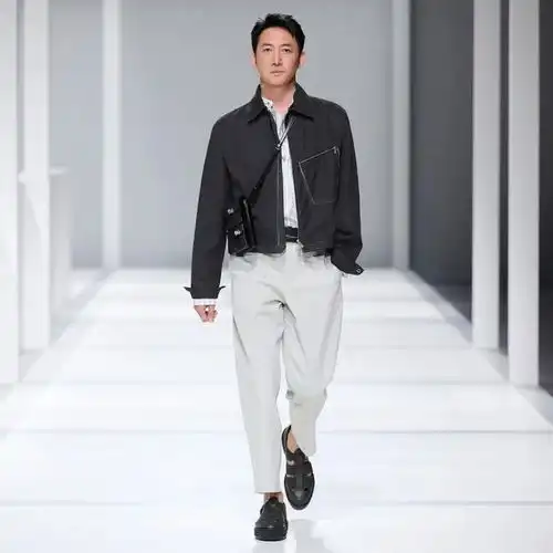 hermes爱马仕2024夏季男装系列之旅,paradoxmuseum亚洲首馆揭幕