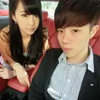 qq漫画情侣婚纱头像一对你把我独自丢在陌生的街口