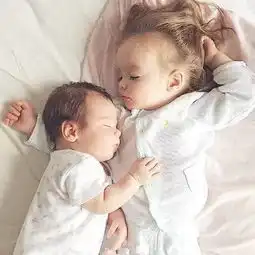 据说有弟弟的姐姐,长大后都会变成女汉子...