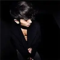 清新头像男白衬衫