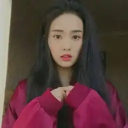 随意拍气质甜美清纯美女头像