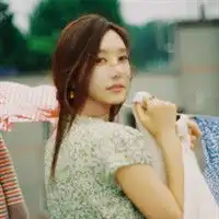 经典大自然qq女生头像不穿短裙的美少女战士