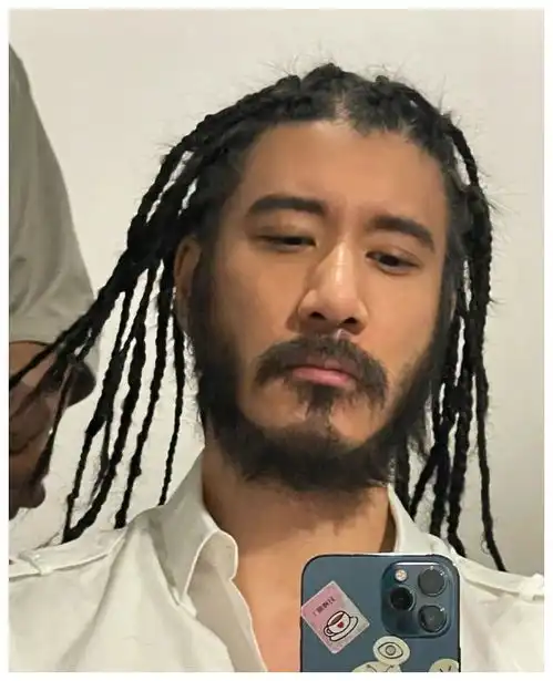 王力宏颜值崩了这个颓废油腻男是谁