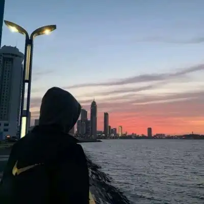 别频频回头回不去了就是回不男生头像我要个性网