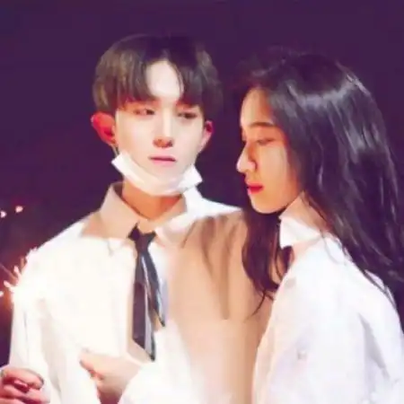 qq可爱情侣头像两张幸福亲吻小清新的太好看了