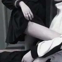 情侣头像一对两张带污