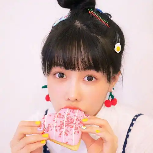 比520更甜的夏日少女写真,就这样拍叭