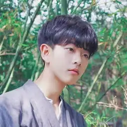 暑假翻包行动揭开各系小星星们的书包