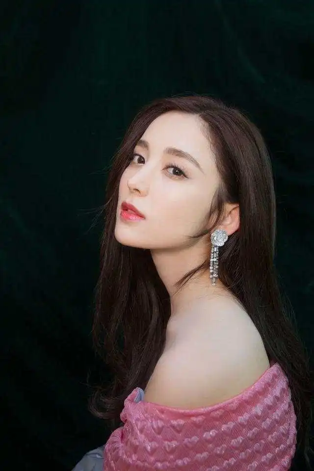 娜扎晒长发美照,终于知道当初张翰为什么选择她了