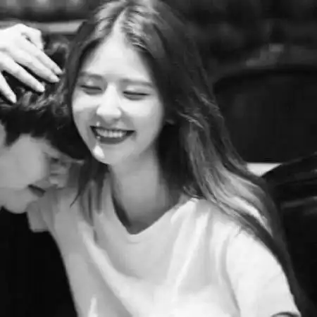 情侣头像黑白各种风格的情侣头像黑白真人