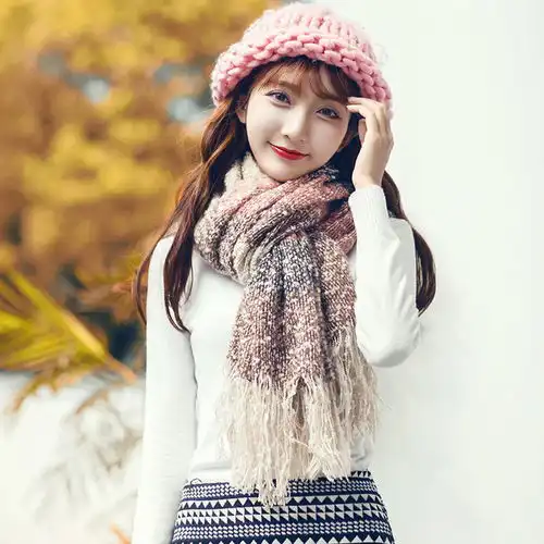 据说,今年女式围巾格外洋气亮眼,眼见为实,简直嫩美爆了