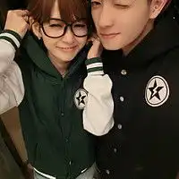 求一套男女系列的qq头像这个系列的