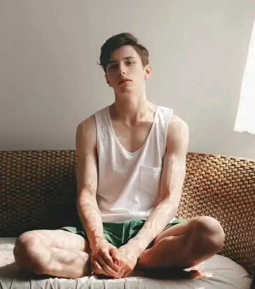 史上最帅鲜肉八块腹肌顶级神颜太平洋是我为他流的口水