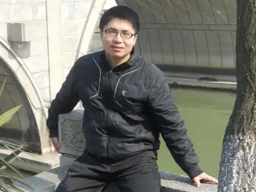 胖子戴墨镜图片
