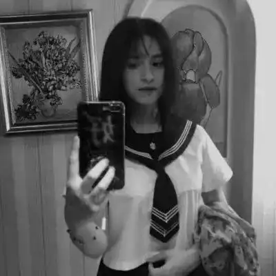 古风黑色系头像女生黑白