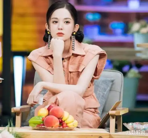 皓衣行还在拍摄中,网传罗云熙又有新剧来袭,女主角颜值超高