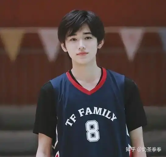 华晨宇有女儿后,再看宋亚轩的加入,王牌明智的一步棋