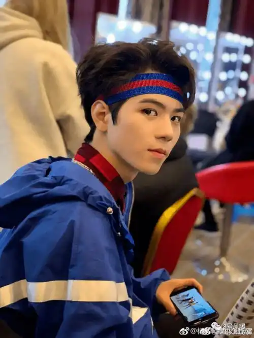 素人上个节目就能出道了,娱乐圈未免太好混微博