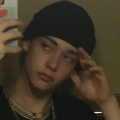 男头高冷伤感风这世间无人男生头像我要个性网