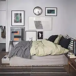 床头还挂婚纱照糟糕,你的卧室就这样落入俗套