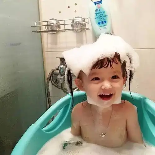 3岁小萝莉爆红网络,引30余万粉丝pick又又又骗我生女儿心都萌化了