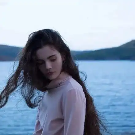 头像我爱你不难,难的是我只爱你