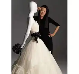 婚纱女王又登富豪榜丨39岁创业63岁忘年恋,无论什么年龄都是新起点